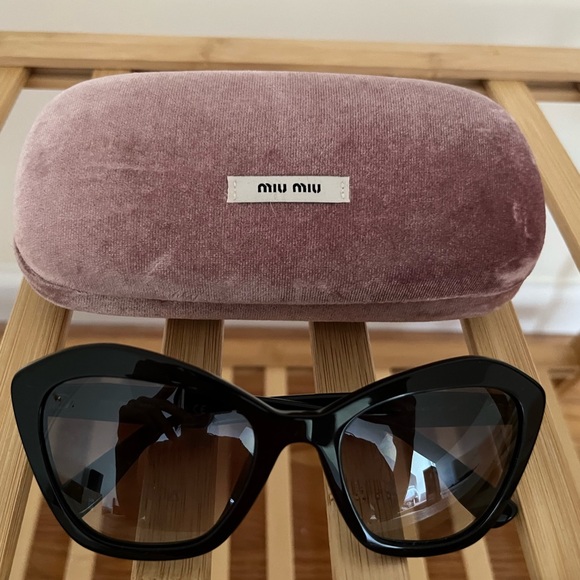 NEW Miu Miu Butterfly Cat Eye Sunglasses - Picture 2 of 6